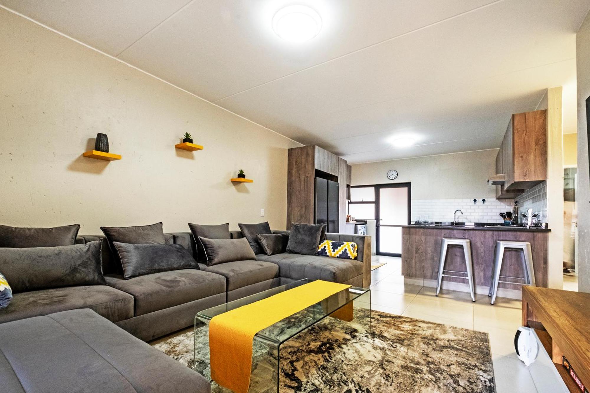 Airport Heights Apartment Boksburg Exterior photo
